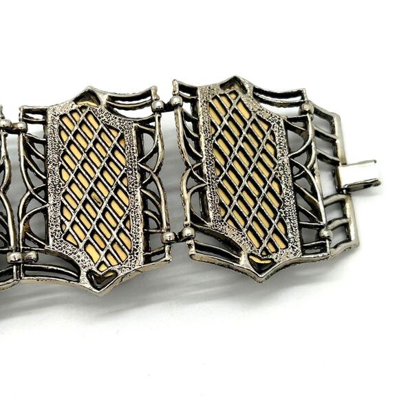 Vintage MCM Faux Tortoise Shell Chunky Lucite Bracelet - Picture 8 of 10